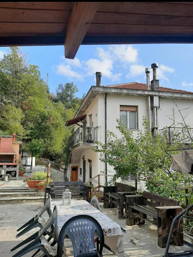 La Tana Dei Conigli Apartment Serra Ricco Exterior photo