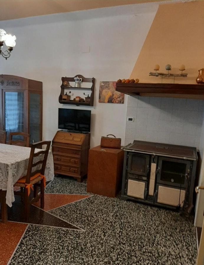 La Tana Dei Conigli Apartment Serra Ricco Exterior photo